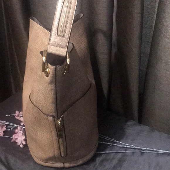 Shoulder bag - Picture 4 of 8